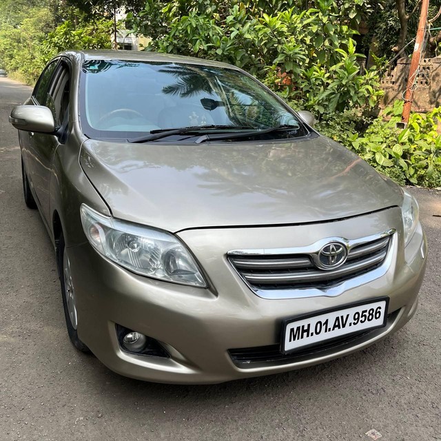 Toyota Corolla Altis G Second-hand 2011 Toyota Corolla Altis G for sale in Mumbai-0