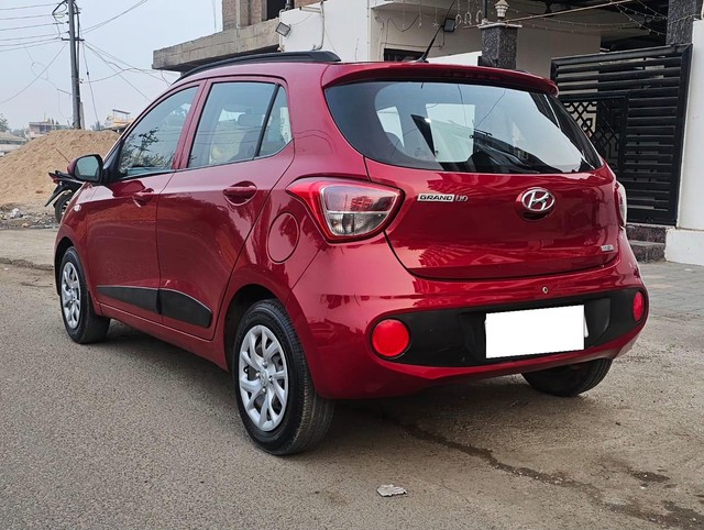 Second-hand 2018 Hyundai Grand i10 1.2 Kappa Magna BSIV for sale in Nagpur-5