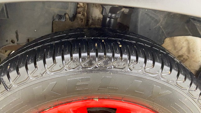 Second-hand 2017 Renault KWID 1.0 RXT 02 Anniversary Edition for sale in Ahmedabad-30