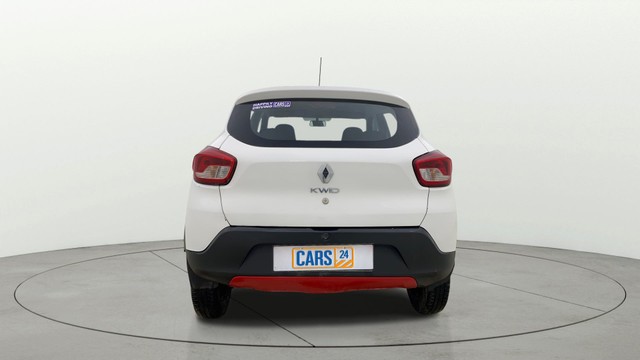 Second-hand 2017 Renault KWID 1.0 RXT 02 Anniversary Edition for sale in Ahmedabad-3