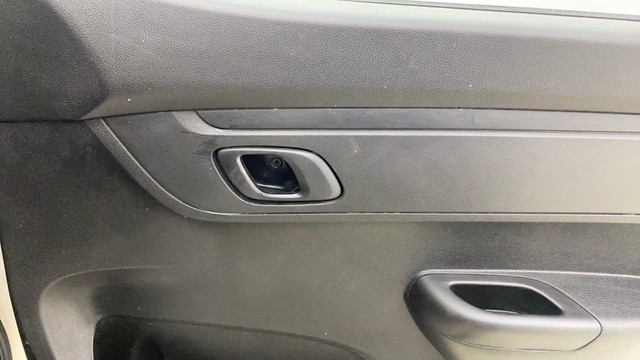 Second-hand 2017 Renault KWID 1.0 RXT 02 Anniversary Edition for sale in Ahmedabad-17