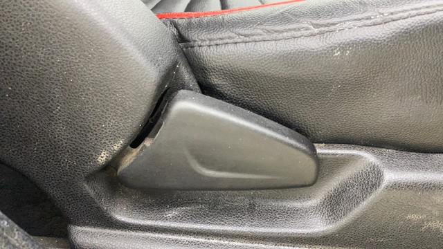 Second-hand 2017 Renault KWID 1.0 RXT 02 Anniversary Edition for sale in Ahmedabad-18