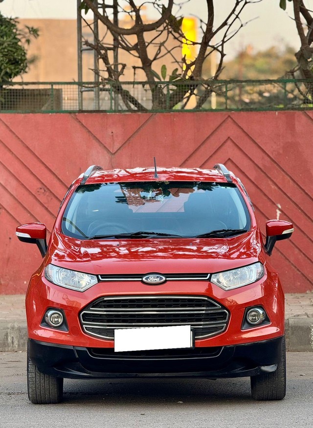 Second-hand 2014 Ford Ecosport 1.5 DV5 MT Titanium for sale in Surat-5
