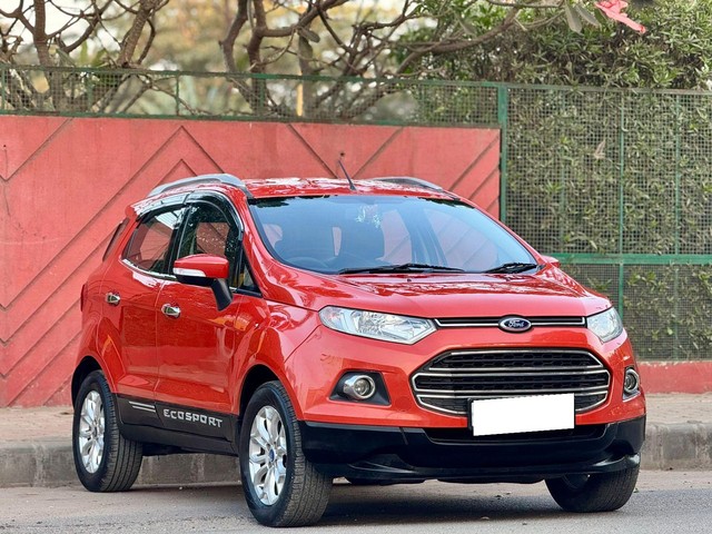 Second-hand 2014 Ford Ecosport 1.5 DV5 MT Titanium for sale in Surat-0