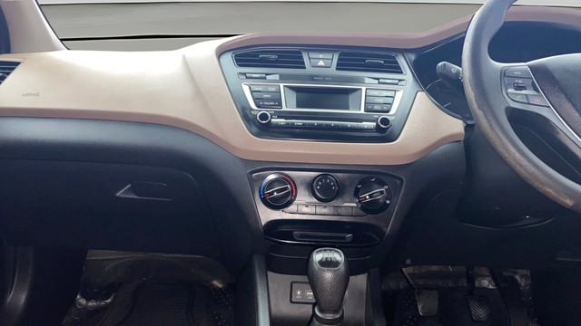 Second-hand 2016 Hyundai i20 Magna 1.2 for sale in Kochi-1