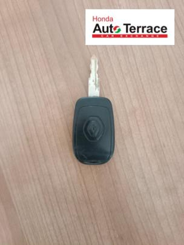 Second-hand 2016 Renault KWID 1.0 RXT AMT 2020-2020 for sale in Pondicherry-9