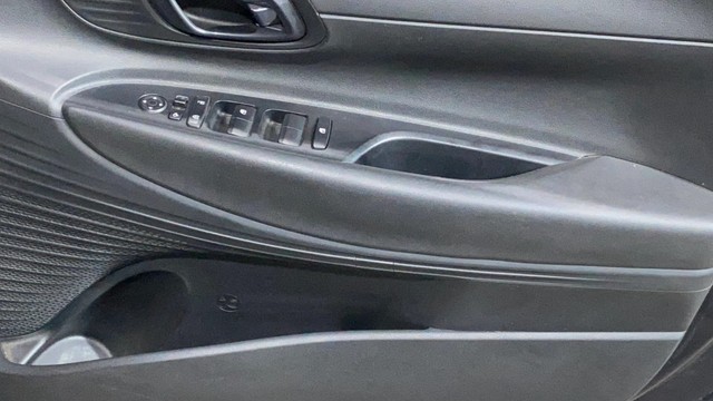 Second-hand 2021 Hyundai i20 Sportz IVT DT for sale in Kolkata-17