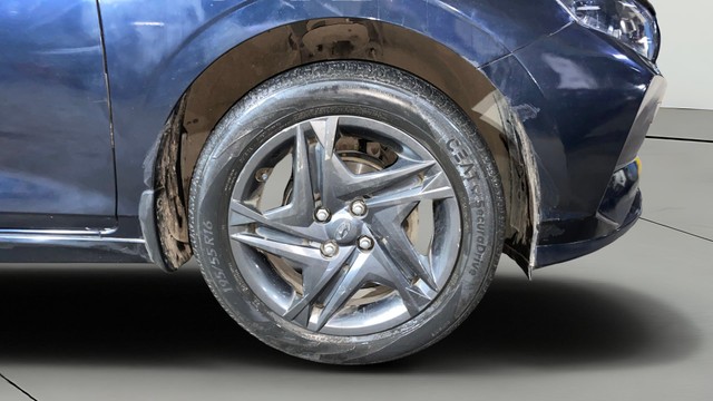 Second-hand 2021 Hyundai i20 Sportz IVT DT for sale in Kolkata-23