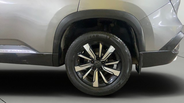 Second-hand 2019 MG Hector Hybrid Sharp MT BSIV for sale in Surat-27