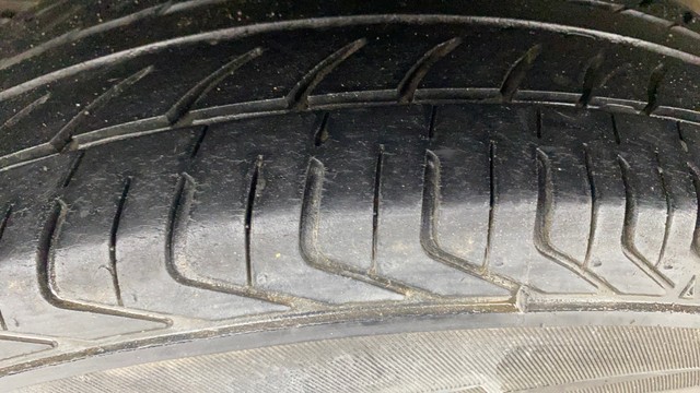 Second-hand 2016 Hyundai i20 Sportz 1.2 for sale in Chennai-29