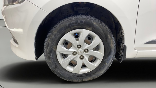 Second-hand 2016 Hyundai i20 Sportz 1.2 for sale in Chennai-25