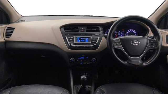 Second-hand 2016 Hyundai i20 Sportz 1.2 for sale in Chennai-10