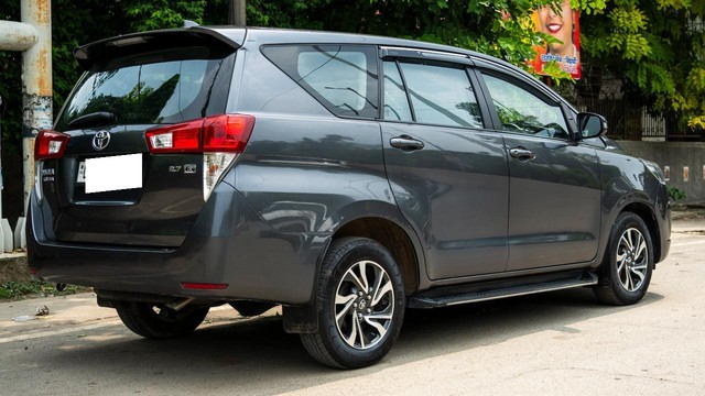 Second-hand 2022 Toyota Innova Crysta 2.7 GX 7 STR AT for sale in New Delhi-16