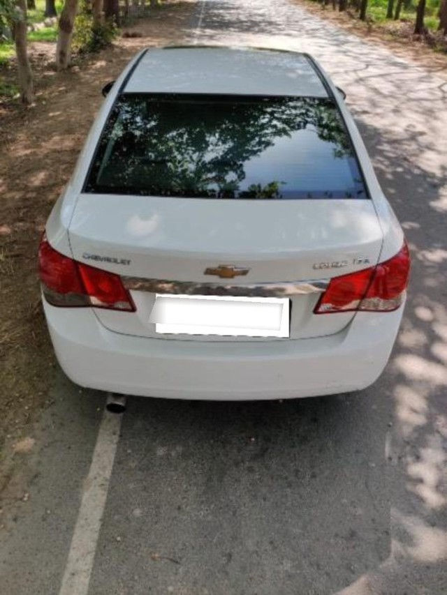 Second-hand 2013 Chevrolet Cruze LTZ for sale in Chandigarh-5