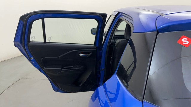 Second-hand 2024 Maruti Swift VXI for sale in Bangalore-39