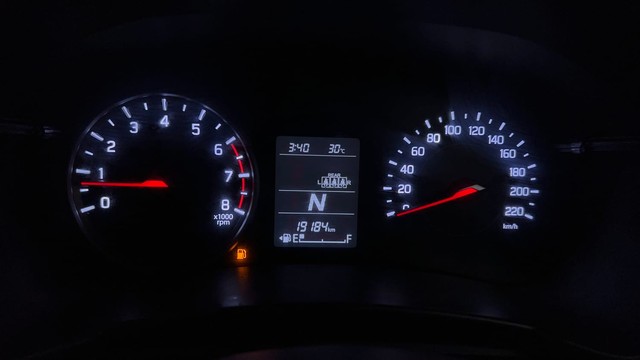 Second-hand 2024 Maruti Swift VXI for sale in Bangalore-13