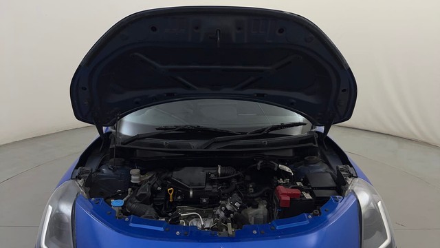 Second-hand 2024 Maruti Swift VXI for sale in Bangalore-8