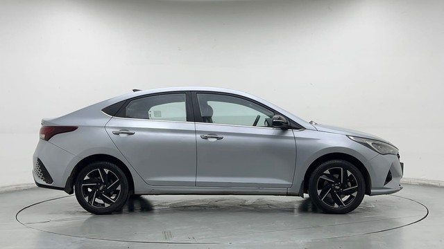 Second-hand 2022 Hyundai Verna SX Opt Turbo for sale in Gurgaon-2