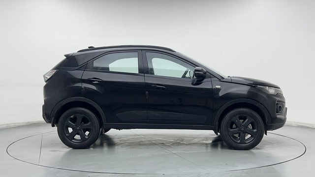 Second-hand 2022 Tata Nexon XZA Plus P Dark Edition AMT Diesel for sale in Gurgaon-2