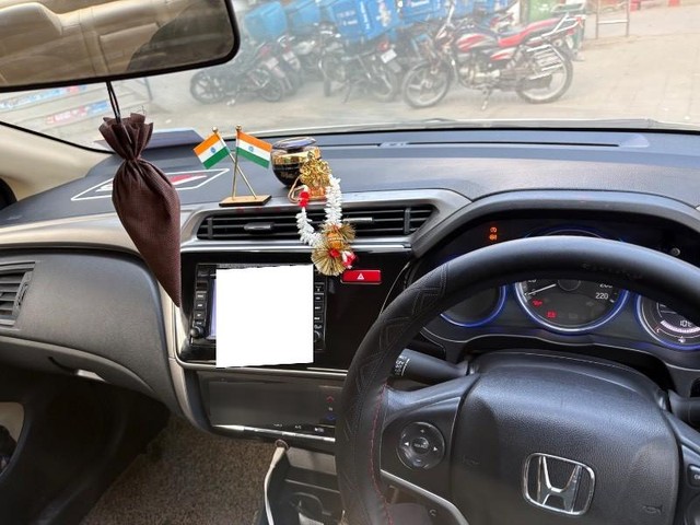 Second-hand 2016 Honda City i VTEC VX Option for sale in Bodh Gaya-3