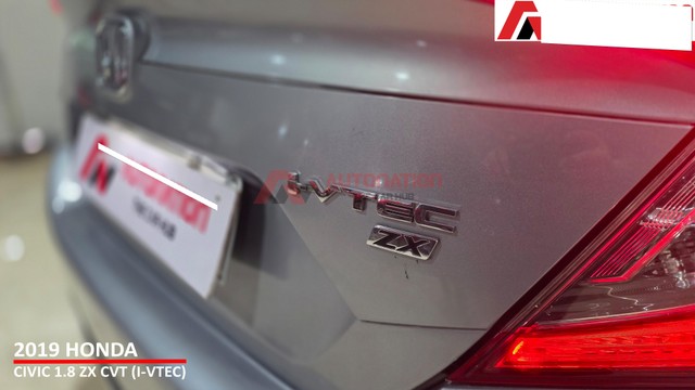 Second-hand 2019 Honda Civic ZX BSIV for sale in Kolkata-2