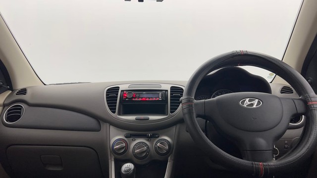 Second-hand 2016 Hyundai i10 Magna 1.1 for sale in Kolkata-11