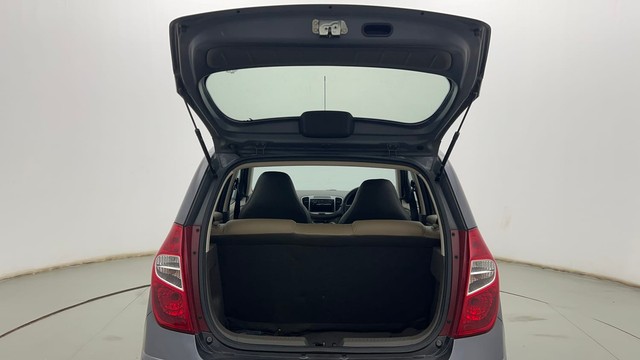 Second-hand 2016 Hyundai i10 Magna 1.1 for sale in Kolkata-9