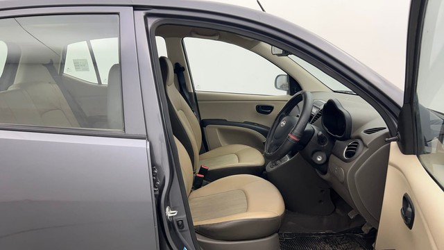 Second-hand 2016 Hyundai i10 Magna 1.1 for sale in Kolkata-15