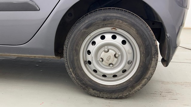 Second-hand 2016 Hyundai i10 Magna 1.1 for sale in Kolkata-19