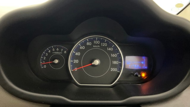 Second-hand 2016 Hyundai i10 Magna 1.1 for sale in Kolkata-13