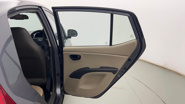 Second-hand 2016 Hyundai i10 Magna 1.1 for sale in Kolkata-27