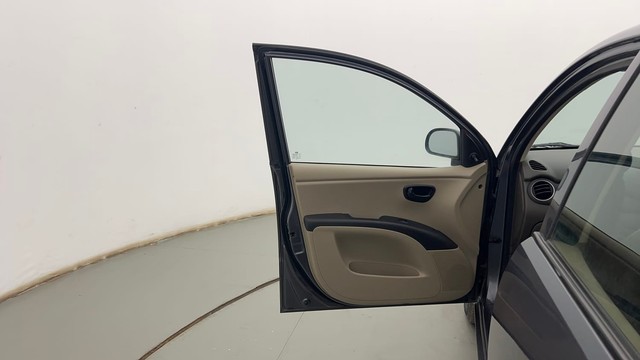 Second-hand 2016 Hyundai i10 Magna 1.1 for sale in Kolkata-33