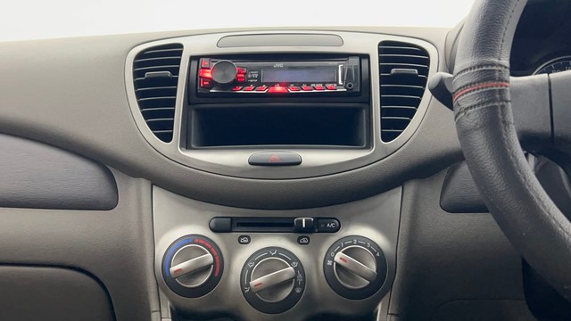 Second-hand 2016 Hyundai i10 Magna 1.1 for sale in Kolkata-35