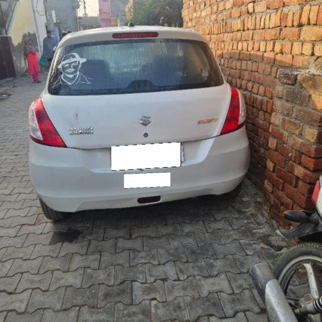 Maruti Suzuki Swift VXI Second-hand 2017 Maruti Suzuki Swift VXI for sale in Bhiwani-1