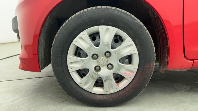 Second-hand 2016 Honda Brio S MT for sale in Chennai-20