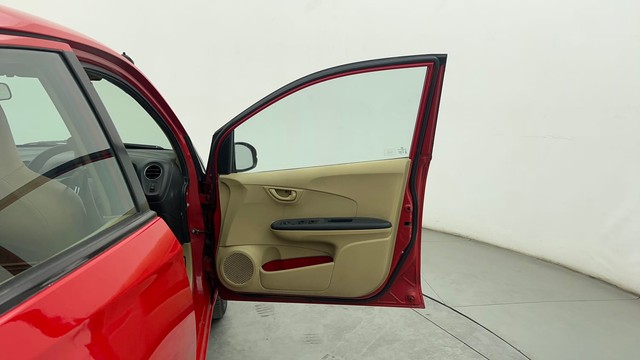 Second-hand 2016 Honda Brio S MT for sale in Chennai-16