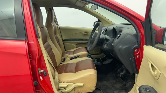 Second-hand 2016 Honda Brio S MT for sale in Chennai-15