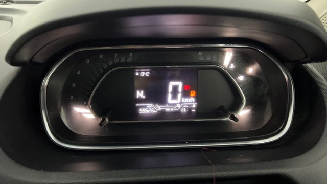 Second-hand 2022 Tata Tiago XZA AMT for sale in Lucknow-13