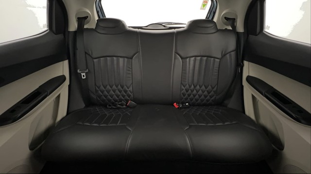 Second-hand 2022 Tata Tiago XZA AMT for sale in Lucknow-27