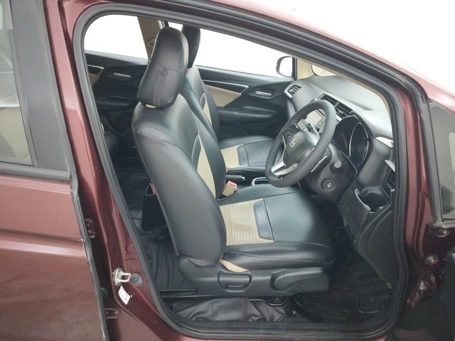 Second-hand 2015 Honda Jazz 1.2 V AT i VTEC for sale in Coimbatore-15