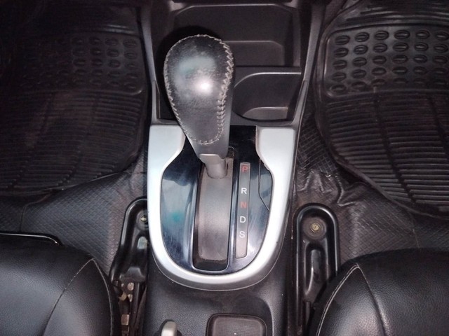 Second-hand 2015 Honda Jazz 1.2 V AT i VTEC for sale in Coimbatore-12