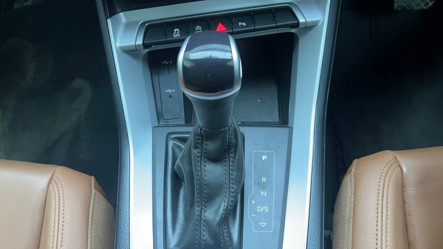 Second-hand 2022 Audi Q3 Premium Plus for sale in Hyderabad-12