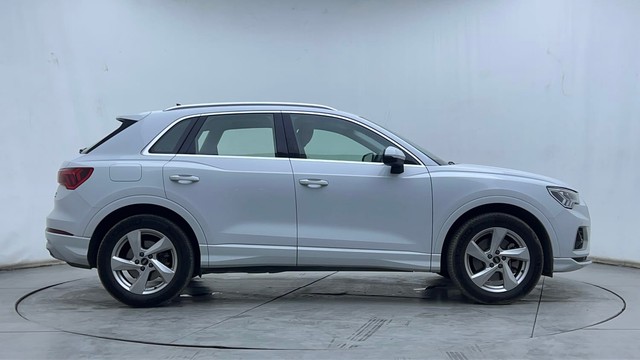 Second-hand 2022 Audi Q3 Premium Plus for sale in Hyderabad-2