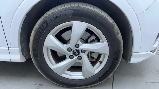 Second-hand 2022 Audi Q3 Premium Plus for sale in Hyderabad-17