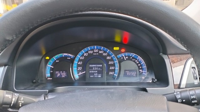 Second-hand 2015 Toyota Camry Hybrid for sale in Coimbatore-6