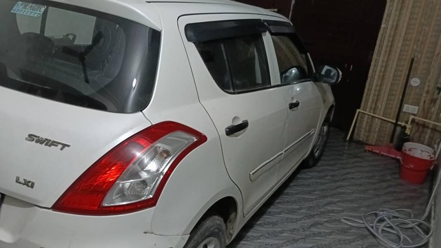 Second-hand 2015 Maruti Swift LXI Option for sale in Panipat-3