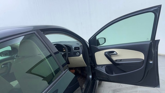 Second-hand 2021 Volkswagen Vento 1.0 TSI Highline Plus AT for sale in Hyderabad-16