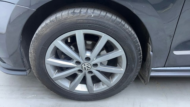 Second-hand 2021 Volkswagen Vento 1.0 TSI Highline Plus AT for sale in Hyderabad-20