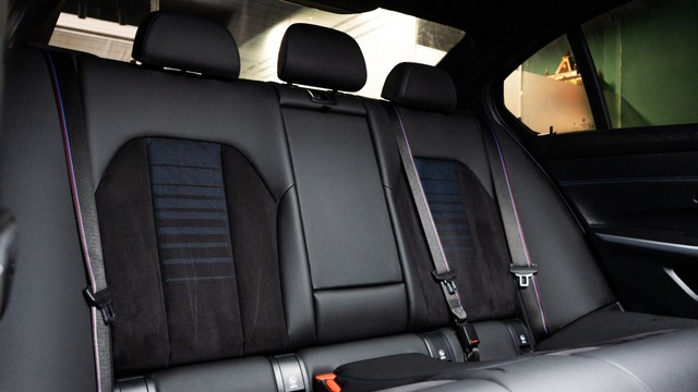 Second-hand 2024 BMW 3 Series M340i xDrive for sale in New Delhi-17