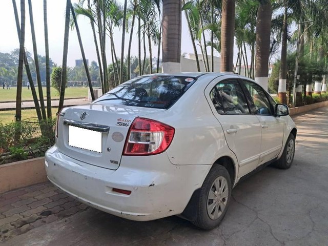 Second-hand 2009 Maruti SX4 Vxi BSIII for sale in Surat-3